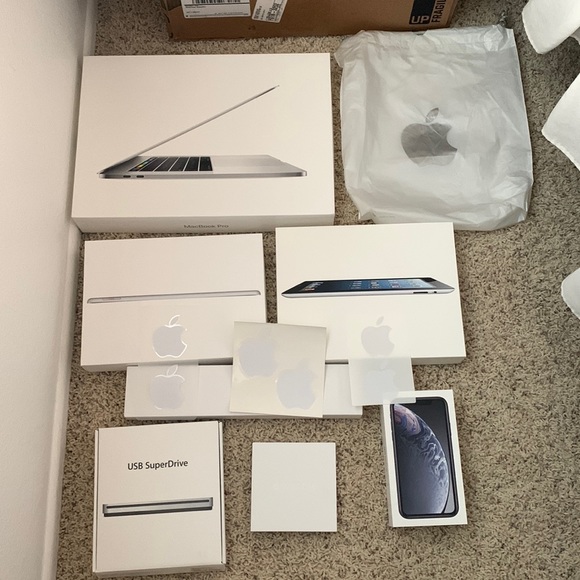 11 Apple empty boxes, 1 bag + 8 stickers - Picture 2 of 5